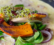 Kürbiswraps mit Cranberry-Creme Wraps mit Sprossen