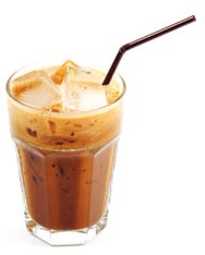 Bambu Iced Coffee Bambu eiskalt genießen mit Eiswürfeln